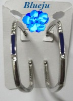 Argola quadrada com strass